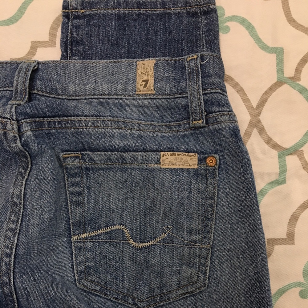 💙👖CUTE! 7FAM CROP ROXANNE👖💙26 1/2 25” EUC - Picture 3 of 8